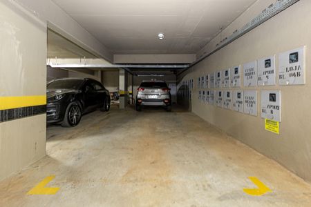 Apartamento à venda com 241m², 3 quartos e 3 vagas Apartamento à venda com 241m², 3 quartos e 3 vagasÁrea comum