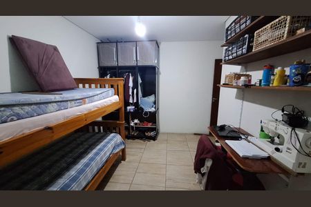 Casa para alugar com 175m², 3 quartos e 2 vagasQuarto 2