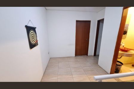 Casa para alugar com 175m², 3 quartos e 2 vagasHall