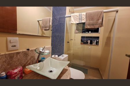 Casa para alugar com 175m², 3 quartos e 2 vagasBanheiro