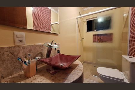 Casa para alugar com 175m², 3 quartos e 2 vagasBanheiro