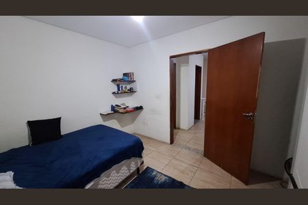 Casa para alugar com 175m², 3 quartos e 2 vagasQuarto 2