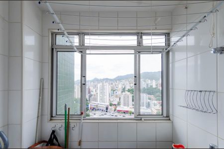 Apartamento para alugar com 80m², 2 quartos e 3 vagasÁrea de serviço