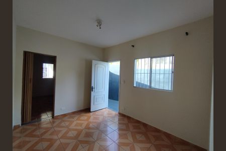 Casa à venda com 120m², 2 quartos e 2 vagasSala