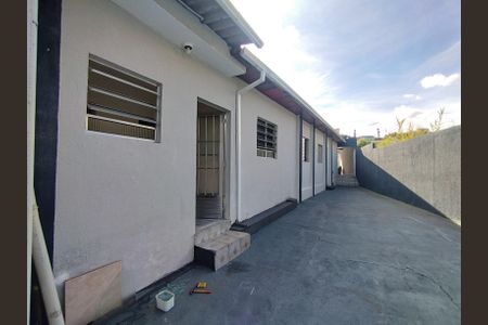 Casa à venda com 120m², 2 quartos e 2 vagasQuintal
