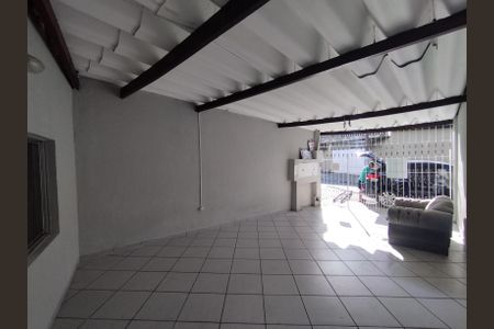 Casa à venda com 120m², 2 quartos e 2 vagasGaragem