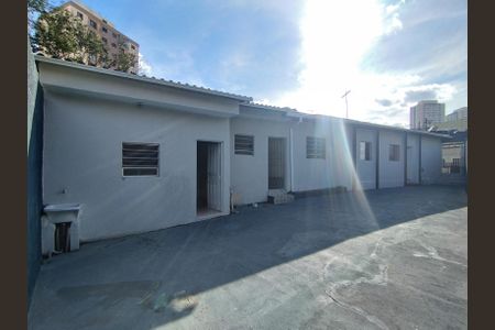 Casa à venda com 120m², 2 quartos e 2 vagasQuintal