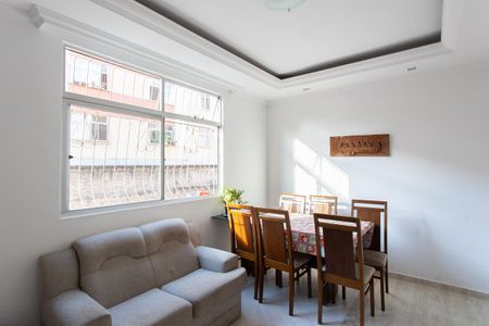 Apartamento à venda com 60m², 3 quartos e 1 vagaSala