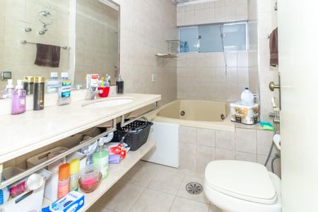 Apartamento à venda com 160m², 3 quartos e 1 vagaBanheiro da Suíte