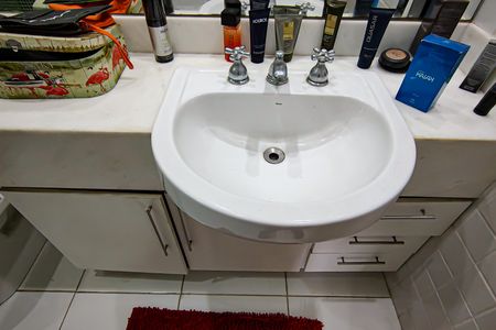 Apartamento à venda com 268m², 4 quartos e 1 vaga Apartamento à venda com 268m², 4 quartos e 1 vagaBanheiro da Suíte 1