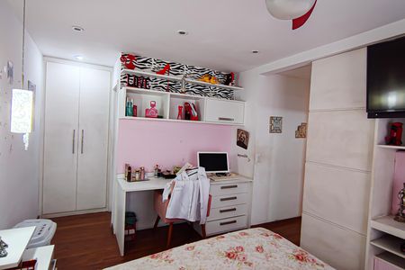 Apartamento à venda com 268m², 4 quartos e 1 vaga Apartamento à venda com 268m², 4 quartos e 1 vagaSuíte 2