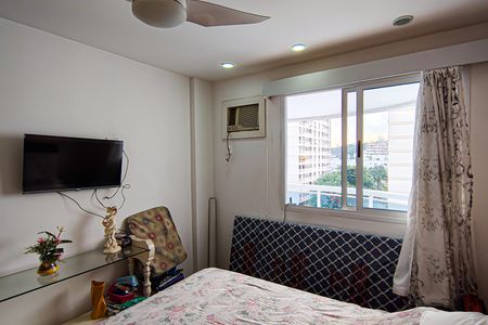 Apartamento à venda com 268m², 4 quartos e 1 vaga Apartamento à venda com 268m², 4 quartos e 1 vagaQuarto 2