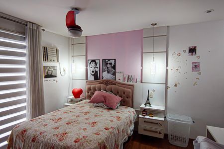 Apartamento à venda com 268m², 4 quartos e 1 vaga Apartamento à venda com 268m², 4 quartos e 1 vagaSuíte 2