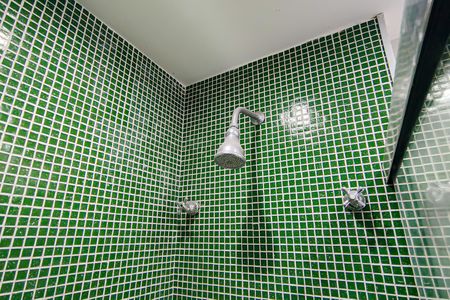 Apartamento à venda com 268m², 4 quartos e 1 vaga Apartamento à venda com 268m², 4 quartos e 1 vagaBanheiro da Suíte 1