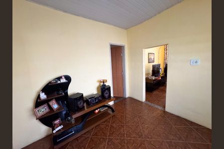 Casa à venda com 400m², 3 quartos e 5 vagas Casa à venda com 400m², 3 quartos e 5 vagasQuarto 2