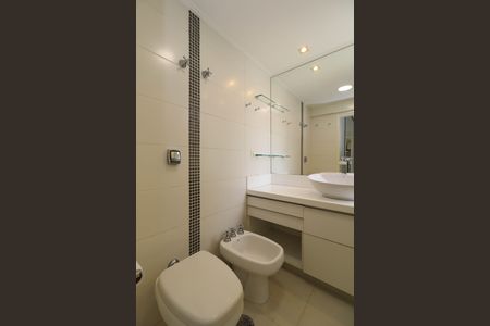 Apartamento à venda com 42m², 1 quarto e 1 vagaBanheiro da Suíte