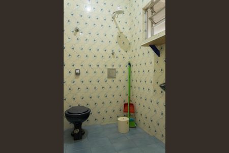 Casa à venda com 184m², 3 quartos e 3 vagasBanheiro de Serviço