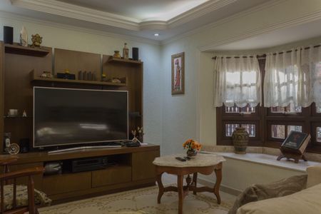 Casa à venda com 184m², 3 quartos e 3 vagasSala