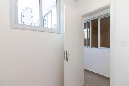 Apartamento à venda com 70m², 2 quartos e sem vaga Apartamento à venda com 70m², 2 quartos e sem vagaQuarto de Serviço
