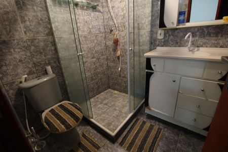 Casa à venda com 300m², 5 quartos e 5 vagasCasa 2 - Quarto 2 (banheiro da suíte)