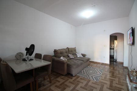 Casa à venda com 300m², 5 quartos e 5 vagasCasa 1 - Sala
