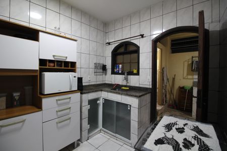 Casa à venda com 300m², 5 quartos e 5 vagasCasa 2 - Cozinha