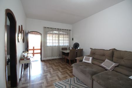 Casa à venda com 300m², 5 quartos e 5 vagasCasa 1 - Sala