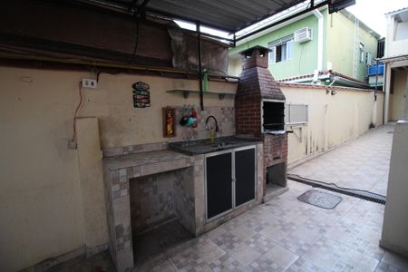 Casa à venda com 300m², 5 quartos e 5 vagasCasa 2 - Churrasqueira
