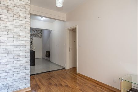 Apartamento à venda com 65m², 3 quartos e sem vagaSala