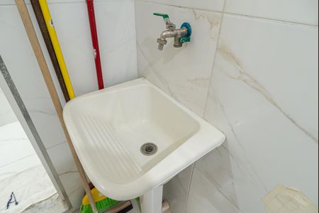 Apartamento à venda com 65m², 3 quartos e sem vagaÁrea de Serviço