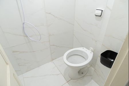 Apartamento à venda com 65m², 3 quartos e sem vagaBanheiro de Serviço