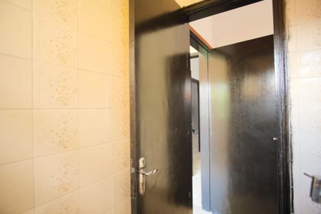 Casa para alugar com 272m², 5 quartos e 5 vagasBanheiro de serviço