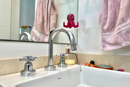 Apartamento à venda com 134m², 3 quartos e 3 vagasBanheiro da Suíte 1