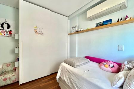 Apartamento à venda com 134m², 3 quartos e 3 vagasSuite 1