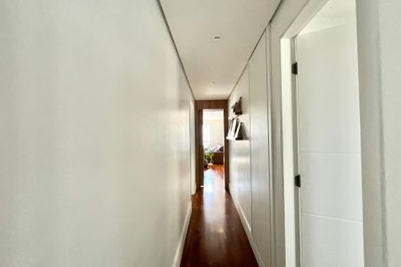 Apartamento à venda com 134m², 3 quartos e 3 vagasCorredor