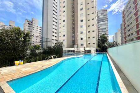 Apartamento à venda com 134m², 3 quartos e 3 vagasÁrea comum - Piscina