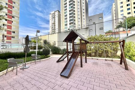Apartamento à venda com 134m², 3 quartos e 3 vagasÁrea comum - Playground