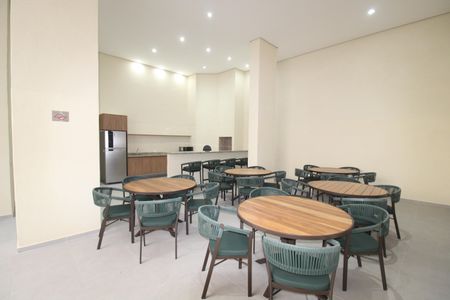 Apartamento à venda com 75m², 2 quartos e 1 vagaÁrea Comum