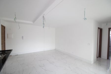 Apartamento à venda com 75m², 2 quartos e 1 vagaSala/Cozinha