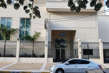 Apartamento à venda com 75m², 2 quartos e 1 vagaFachada