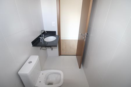 Apartamento à venda com 75m², 2 quartos e 1 vagaBanheiro da Suíte