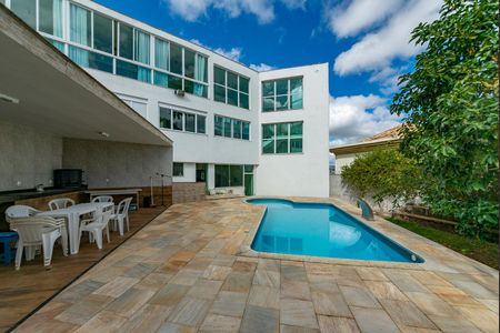 Casa à venda com 404m², 3 quartos e 5 vagasPiscina