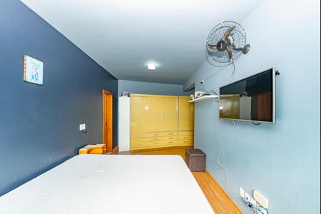 Casa à venda com 404m², 3 quartos e 5 vagasSuíte