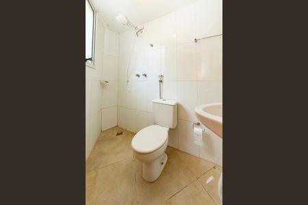 Casa à venda com 404m², 3 quartos e 5 vagasBanheiro de serviço