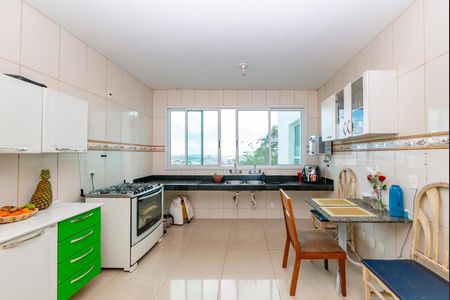 Casa à venda com 404m², 3 quartos e 5 vagasCozinha