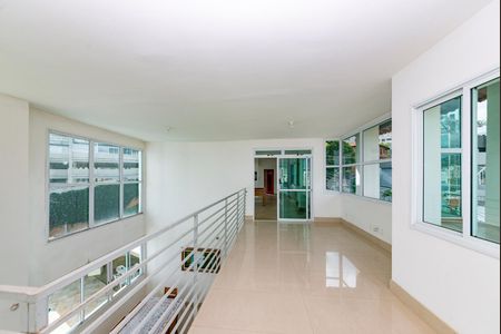 Casa à venda com 404m², 3 quartos e 5 vagasSala 2