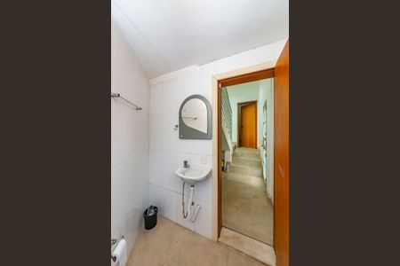 Casa à venda com 404m², 3 quartos e 5 vagasBanheiro de serviço