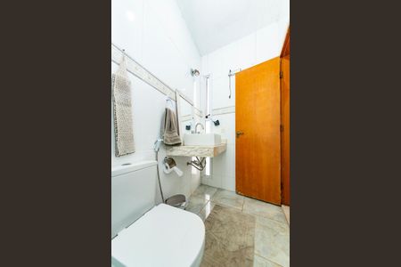 Casa à venda com 404m², 3 quartos e 5 vagasBanheiro Social 2