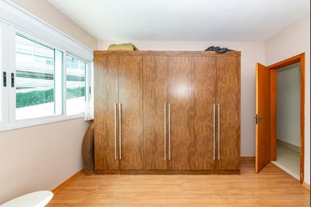 Casa à venda com 404m², 3 quartos e 5 vagasQuarto 2