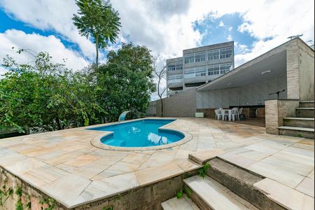 Casa à venda com 404m², 3 quartos e 5 vagasPiscina